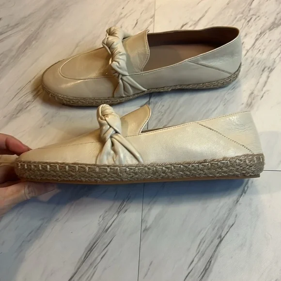 Cole Haan Cloudfeel knotted espadrilles beige tan leather natural flat pull on - Picture 3 of 7